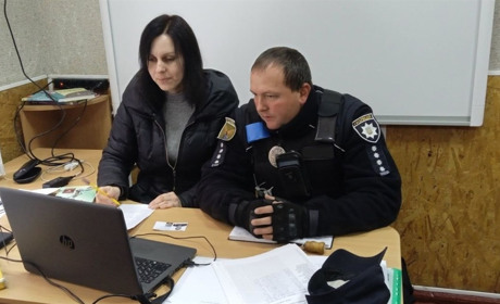 Поліція Ворожбянської громади спілкувалась із учнями місцевого ліцею