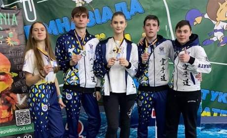 Глухівські каратисти привезли медалі з всеукраїнської Гімназіади в Одесі
