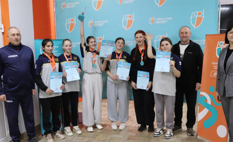 Ліцей №3 і Почапинецький ліцей – переможці міського етапу «Пліч-о-пліч» з футзалу серед дівчат