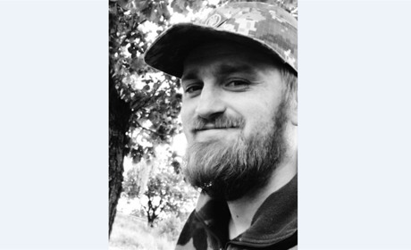 26-річний Захисник Василь Довбня переймався долею рідних та країни, тому гнав окупантів з Херсонщини