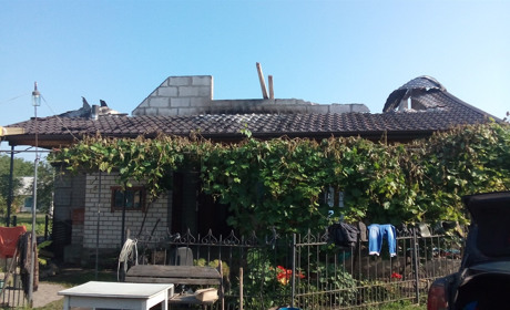 Рятувальники ліквідували пожежу в житловому будинку в селі Веретено