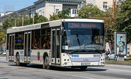 У Запоріжжі збільшили кількість транспорту для відвідування кладовищ: графік