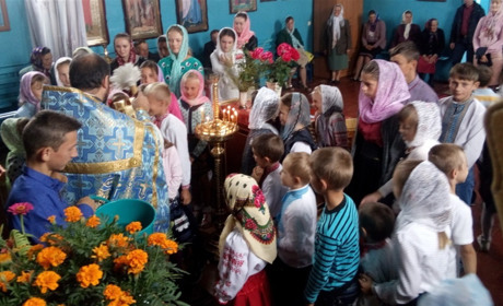 Щоб навчатися було легко. Давня традиція городоччан в останню неділю серпня