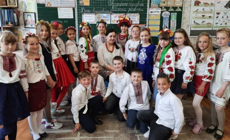 День вишиванки на фото первомайців