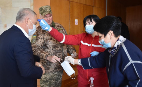 До вас приїдуть в масках