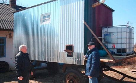 Спільно допомагаємо захисникам України: про добрі справи жителів Шипинців Кіцманської громади