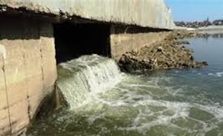 Весь район сидить на вигрібних ямах