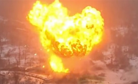 Українські морпіхи знищили КамАЗ із пусковою установкою «Ланцетів» та окупантами