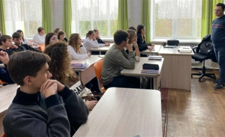 На ТОТ Херсонщини батьків школярів змушують збирати гроші для армії РФ