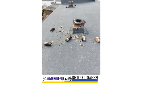 Володимирецькі вандали не гребують цеглою з димаря... спортшколи