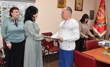 Волонтерський фронт: у Старокостянтинівській громаді відзначили невтомних помічників