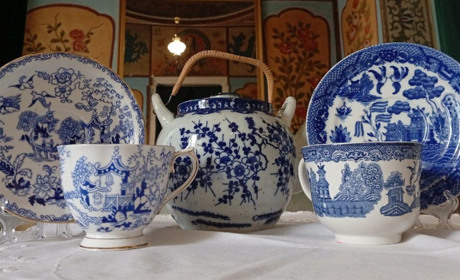 Новини воєнного часу. Незаконна приватизація, вирубка дерев, нові експонати у Самчиках