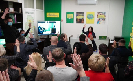 На Вінниччині за народною ініціативою відкликають двох депутатів