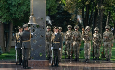 29 серпня - День пам'яті захисників України