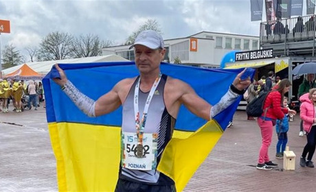 Жовтоводець Микола Дерев'янчук пробіг напівмарафон у Познані: результати, враження та деталі