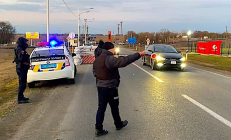 Первый день войны в Измаиле: особой паники нет, но и некоторых товаров тоже (видео)