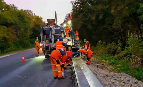 Ремонт дороги М-19 перетнув «екватор»: у межах Кіцманської ТГ облаштовують систему водовідведення