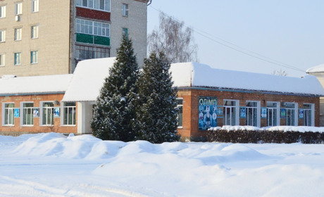 Де у Корюківці можна взяти ковзани і лижі напрокат?