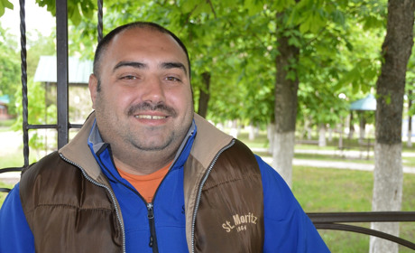 Від волонтерства до соціальних проєктів: як у Сватовому переселенець робить життя людей цікавішим