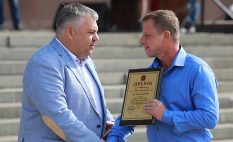 Гуляйполець  отримав нагороду «Батько року-2020»