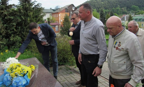 На Кременеччині вшанували памʼять жертв на Чорнобильській АЕС