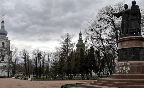 У Переяславі досі не знесли монумент "возз’єднання". Міській владі бракує політичної волі?