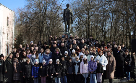У Кіцмані вшанували видатного земляка: Володимирові Івасюку виповнилося б 77 років