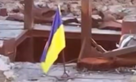 На Кінбурнській косі замайорів український прапор, окупанти відступають (відео)