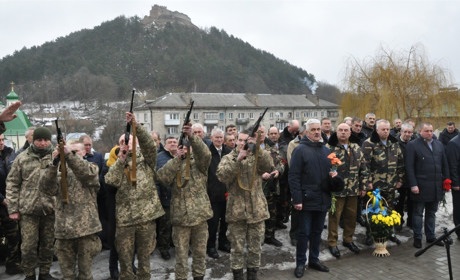 Фоторепортаж: У Кременці відзначили 30-річницю виведення військ із Афганістану