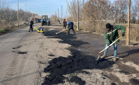 Дві найбільш протилежні думки серед жителів Сумщини стосуються ремонту доріг