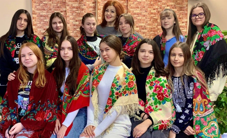 Барчани відзначили День української хустки: фото