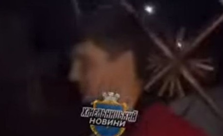 Поліція відкрила кримінальне провадження на юнака, який ходив по Городку з хрестом