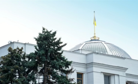 Всім зрадникам мінімалка, прокурорам - обмеження пенсій