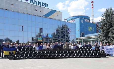"Рій дронів 2.0" від хмельницьких атомників відправився на фронт