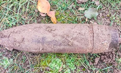 У Славуті піротехніки ДСНС знищили артилерійський снаряд часів Другої світової війни