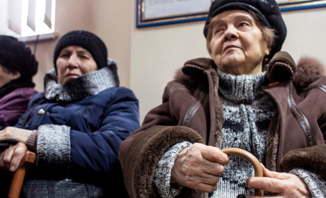 Переселенців з Луганщини 10 жовтня консультуватимуть фахівці ПФУ. Як отримати допомогу