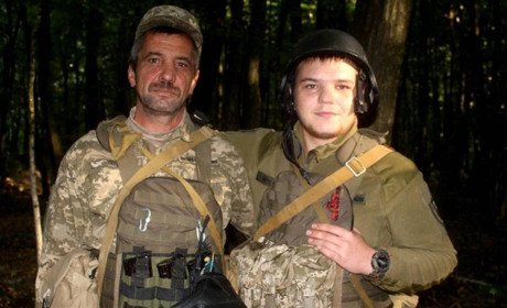 «Ми потрібні тут»: історія батька й сина з Сарненщини, які захищають Україну