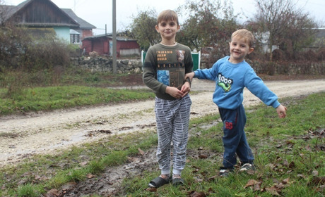 Понад 120 дітей у Городку отримали статус постраждалих від війни. Які пільги мають ці діти