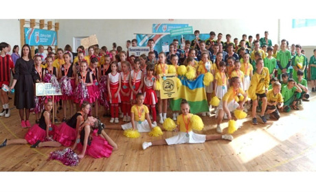III етап з волейболу та черлідингу “Пліч-о-пліч Всеукраїнські шкільні ліги” відбувся в Захарівці