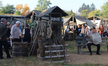 У Старокостянтинові покажуть "Троє"