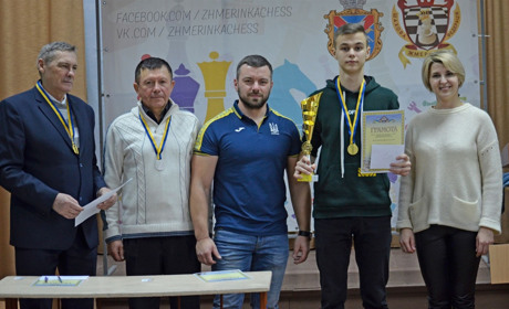 Владислав Полігас – чемпіон Жмеринки з шахів. Сформували команду міста на обласний чемпіонат