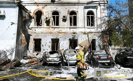 Росіяни атакували центр Чернігова: є постраждалі та пошкодження