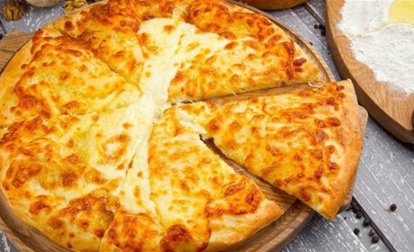 Рецепт дня: швидкі ліниві хачапурі