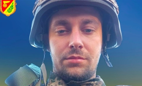 Знам’янська громада провела в останню дорогу Героя Руслана Антоніча