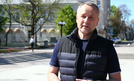 «Як справи? Як у клітці»: мер Херсона Ігор Колихаєв розповідає про життя міста в умовах окупації