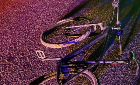 Водій збив велосипедиста біля ринку в Жовтих Водах і втік