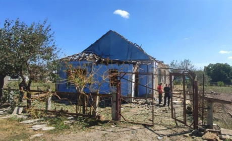 Російські окупанти на Херсонщині атакували житлові квартали та критичну інфраструктуру