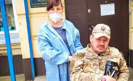 Не лікують і не списують. Військовий Роман Німчук понад рік доводить серйозні проблеми зі здоров'ям