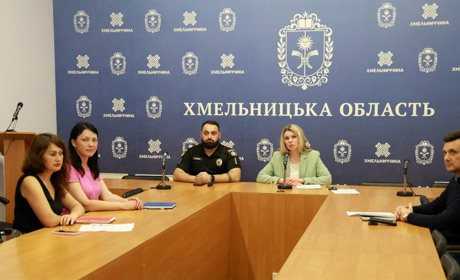 На Хмельниччині кіберполіцейські провели навчання для представників бізнесу
