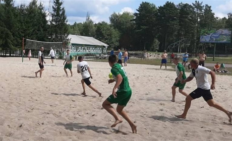 Команда «Моноліт» з Варашу – чемпіони Рівненщини з пляжного футболу
